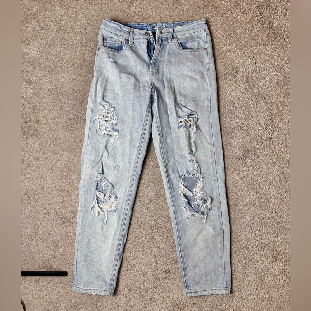 Light Washed Distressed Ripped Jeans - Picture 3 of 3